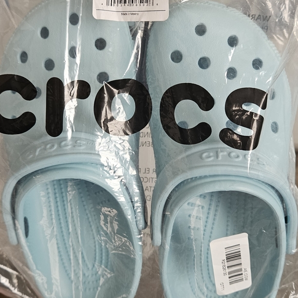 Crocs - Picture 3 of 5